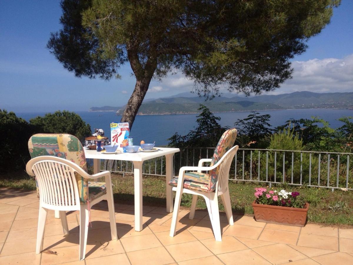 Villa Mit Whirlpool Und Phantastischer Aussicht Capoliveri  Extérieur photo